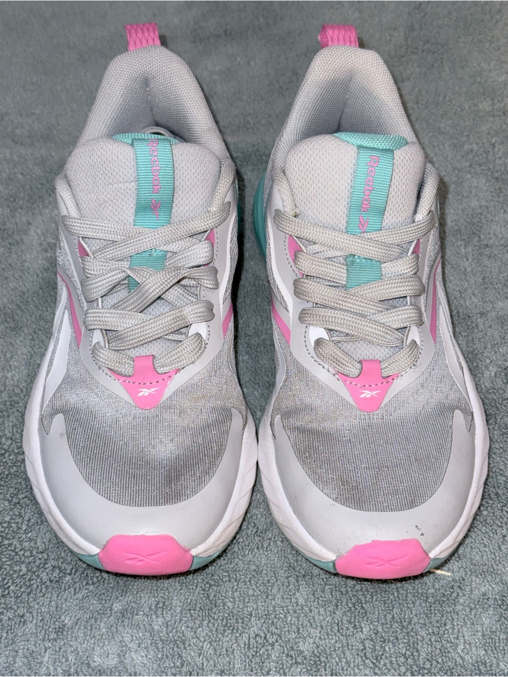 Reebok Verse Light Gray Sneakers with Pink & Teal Accents Size 6.5